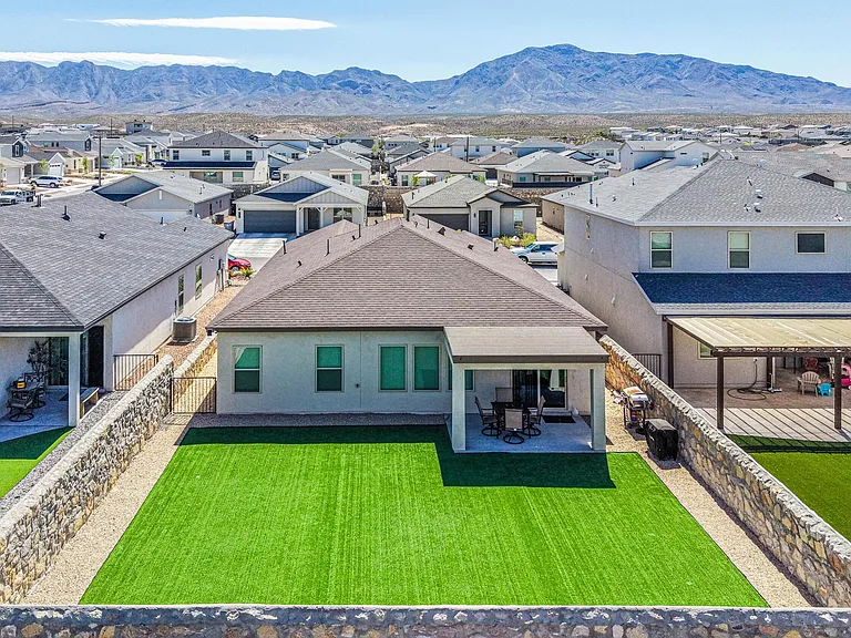 2245 Small Mountain Pl — Photo 28
