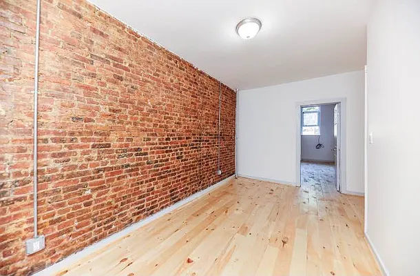 Rented by Oxford Property Group | media 13