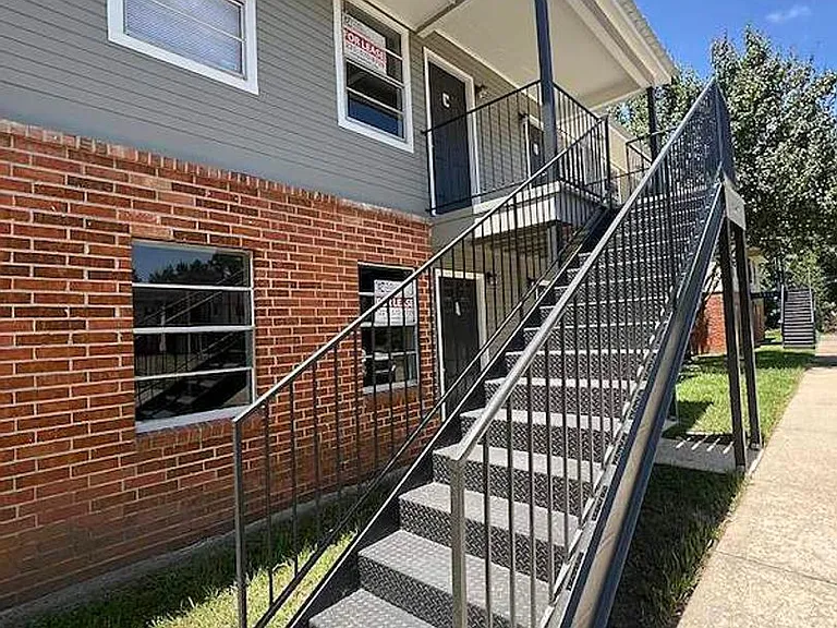 5057 Baker Blvd — Photo 2