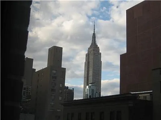 Rented by Akam Sales and Brokerage | media 12