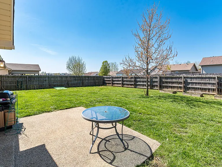 3813 Ridgetop Cir — Photo 20