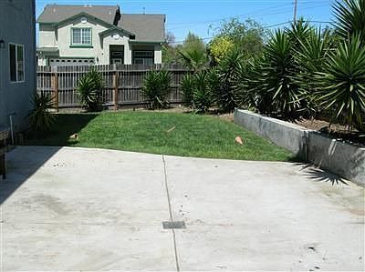2nd image of 868 Marsh Creek Dr