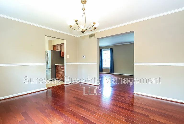 44 Red Oak Dr — Photo 5