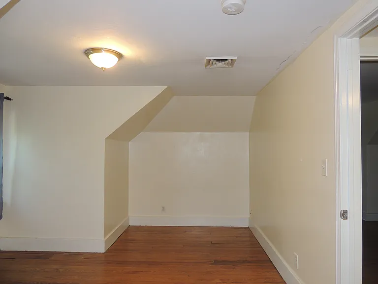 382 Winthrop Ave #3 — Photo 8
