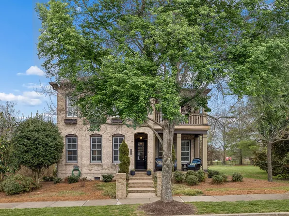 1200 Vintage Grove Ln, Franklin, TN 37064