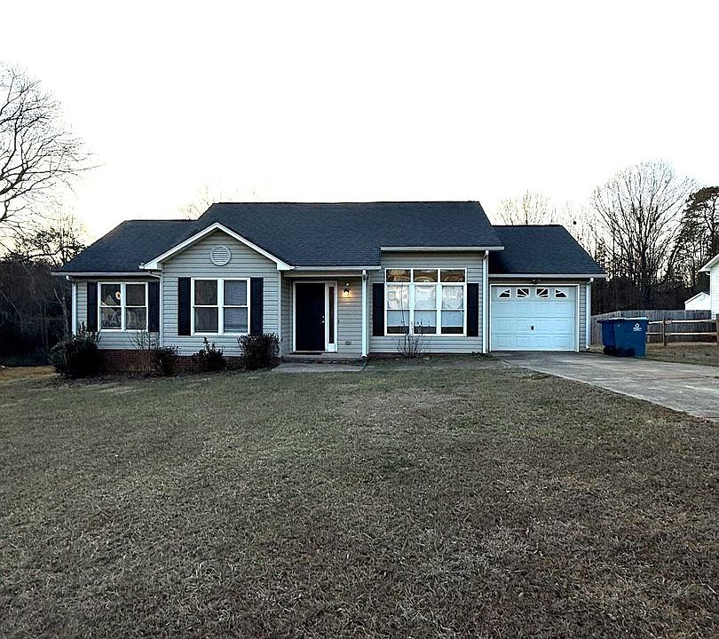 1st image of 1817 Smyrna Ln