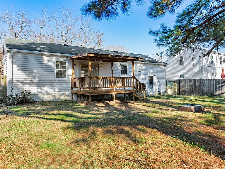 912 Harpersville Rd — Photo 24