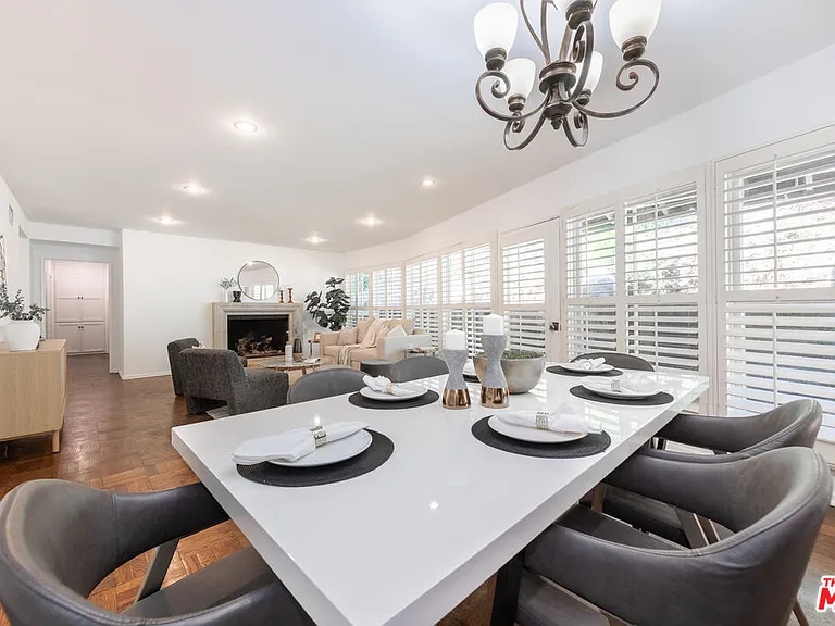 2559 Hutton Dr — Photo 7