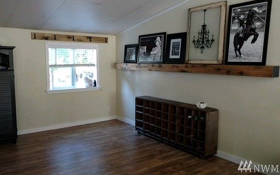 3rd image of 6424 176th Pl NW