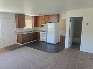 6050 N State St #B, Ukiah, CA 95482