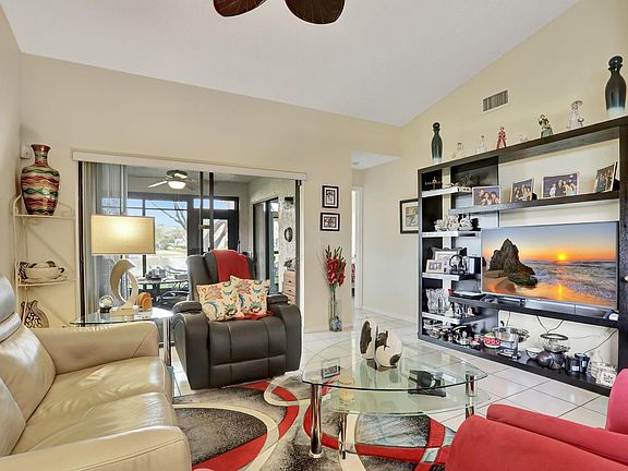 4th image of 128 Centennial Court