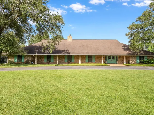 2295 Thomas Rd, Beaumont, TX 77706