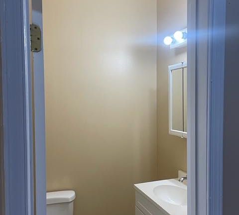 1/2 bath