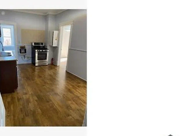 31 Eagle St #2L, Amsterdam, NY 12010