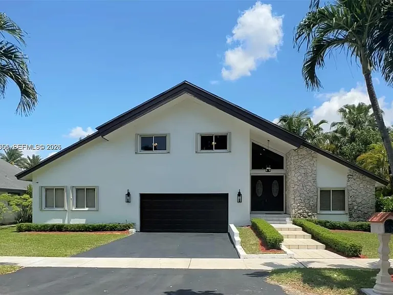 14251 SW 107th Ter — Photo 1