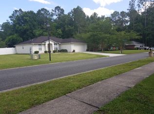 1637 Redbird Creek Dr, Jacksonville, FL 32221