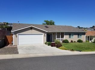 7603 Glacier Way, Yakima, WA