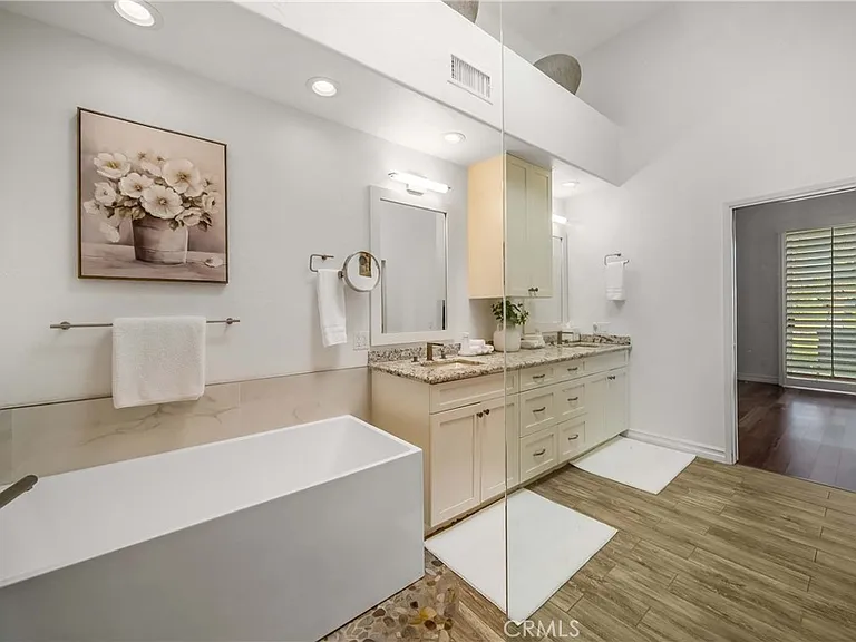 55935 Pinehurst — Photo 32