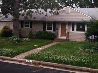 25 Eton Pl, Eatontown, NJ 07724