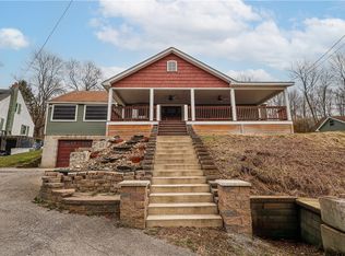 989 Blackhawk Rd, Beaver Falls, PA 15010