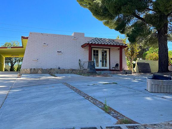 2nd image of 1383 W Calle Paisano