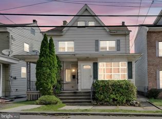 39 S Center St, Frackville, PA 17931