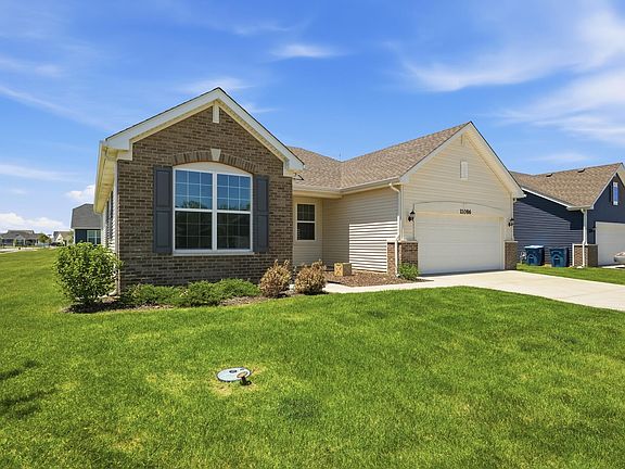 2nd image of 11086 Lola Ln