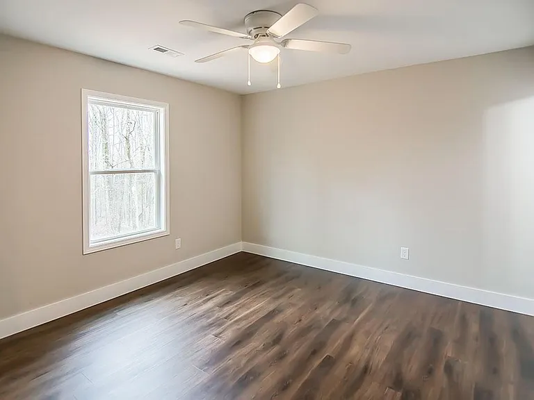54 Creekside Ln — Photo 19