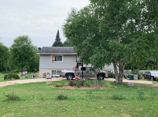 32050 Elk Ln, Stacy, MN 55079