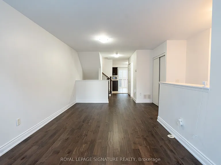 50 Strathaven Dr #28 — Photo 7