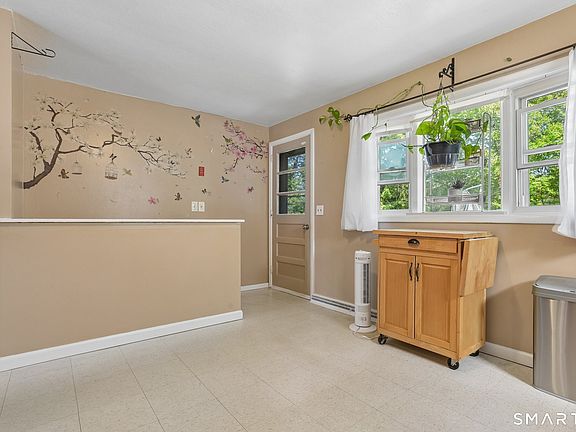 4th image of 44 Clifton Place