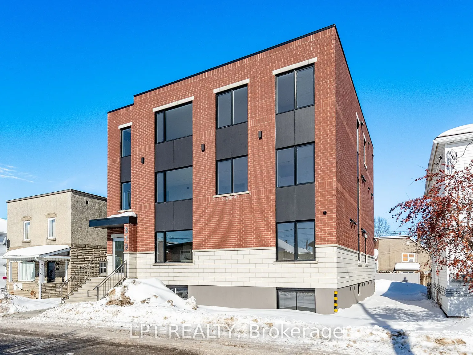 2 bed, $2,600 — Photo 2
