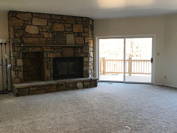 5th image of 301 Timberline Dr