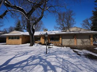 815 E Saint Francis Rd, De Pere, WI 54115