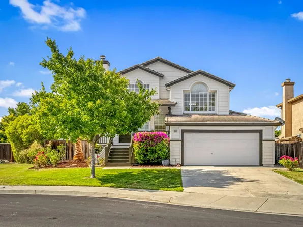 9082 Spencer Ct, Gilroy, CA 95020