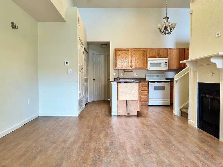 2980 W Centennial Dr #D — Photo 4