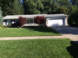 36778 Curtis Rd, Livonia, MI 48152