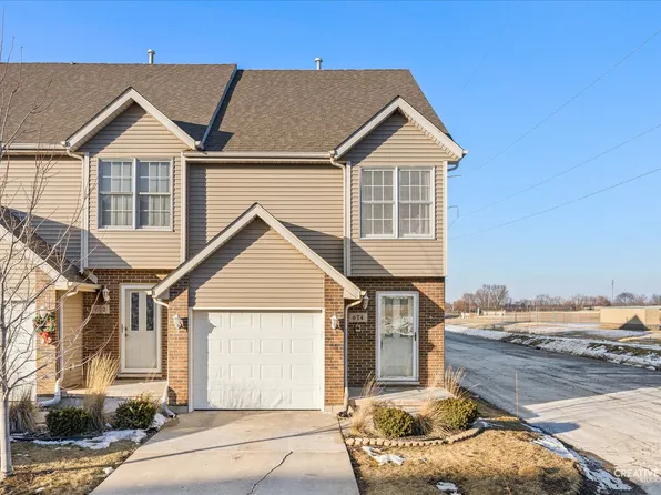 674 S Peace Rd #674, Sycamore, IL 60178