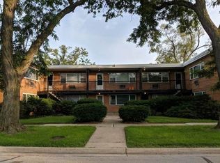 405 Austin St APT 5, Downers Grove, IL 60515