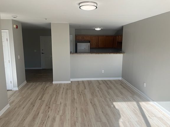 2nd image of 84 Aborn St Unit 2306