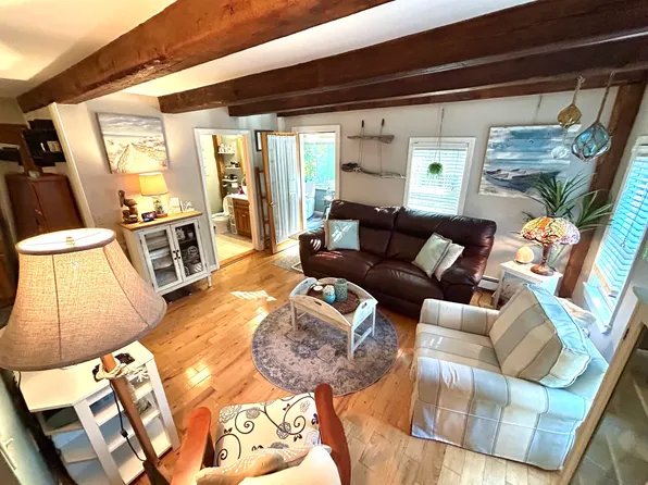 599 Stockbridge Road, Alton, NH 03809