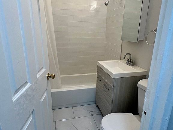 5th image of 5 Beaver Park Rd APT 1