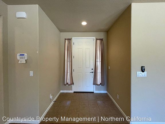 4th image of 1437 Marigold Dr