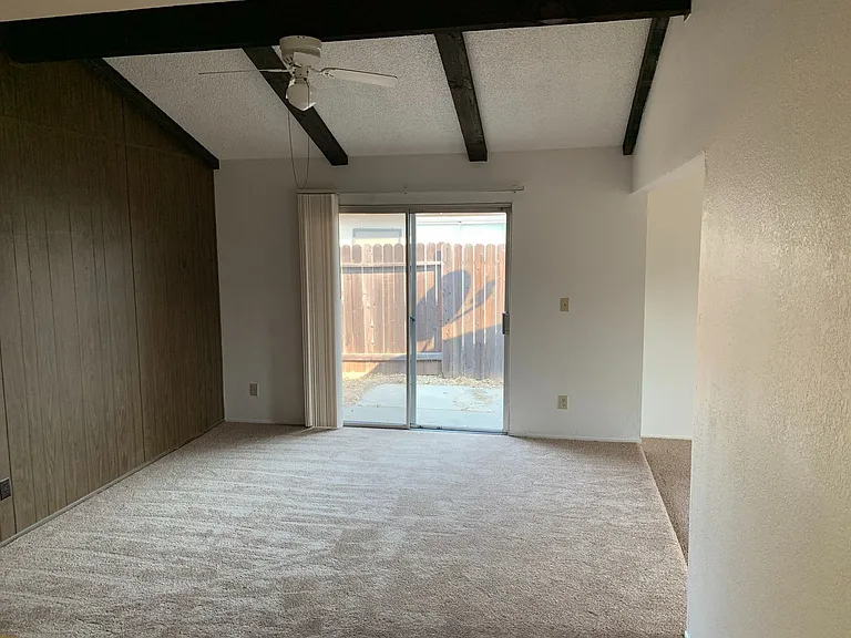 8969 El Oro Plaza Dr — Photo 4