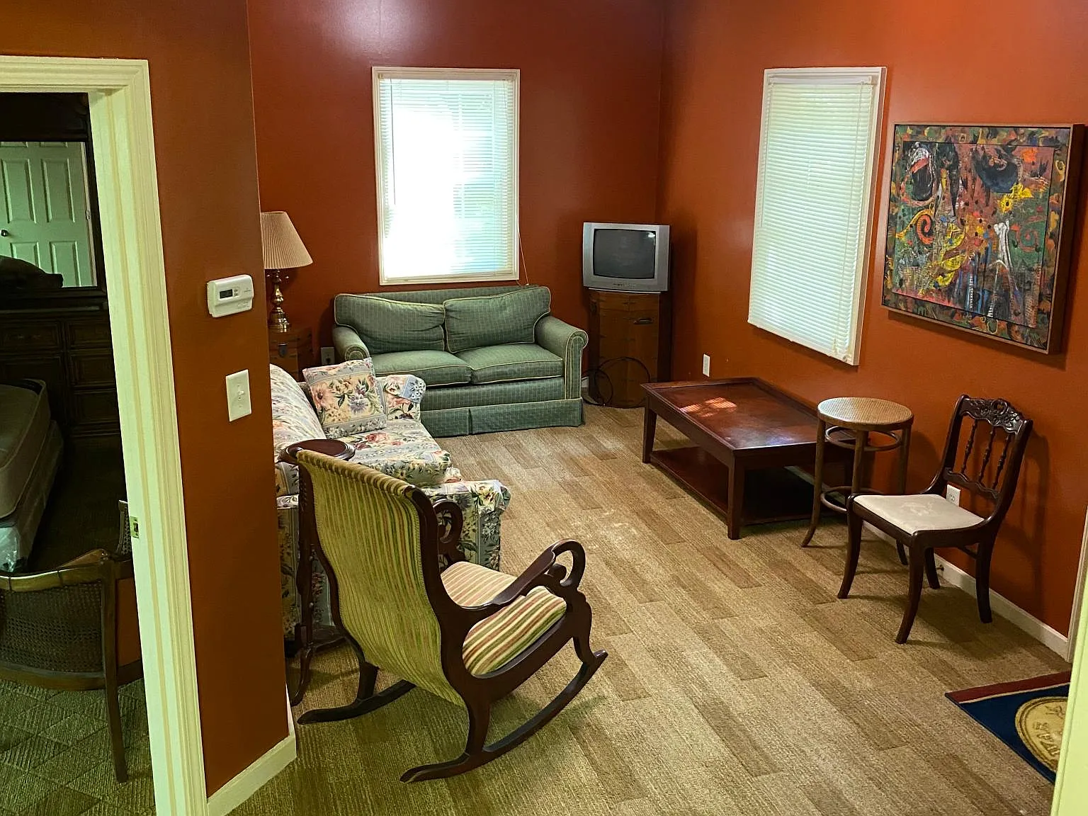 1 bed, 900 sqft, $1,100 — Photo 3