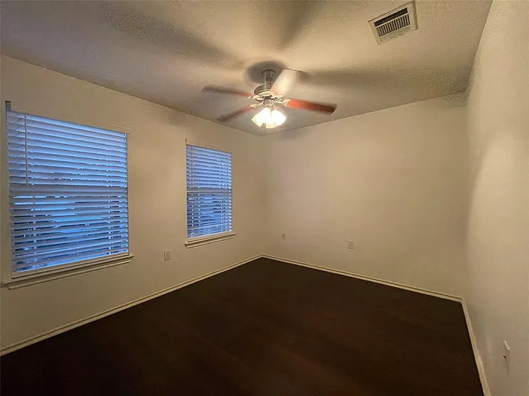 1513 Coriander Dr — Photo 19