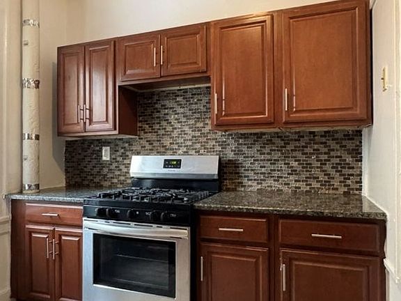 3rd image of 540 Park Ave #11