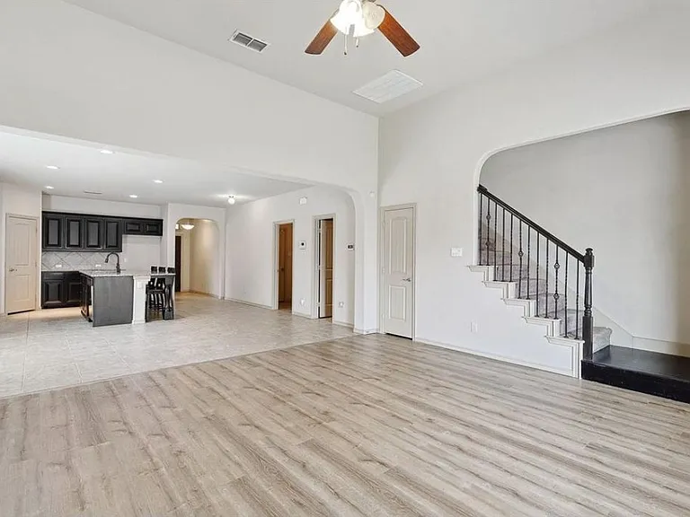 15628 Carlton Oaks Dr — Photo 9