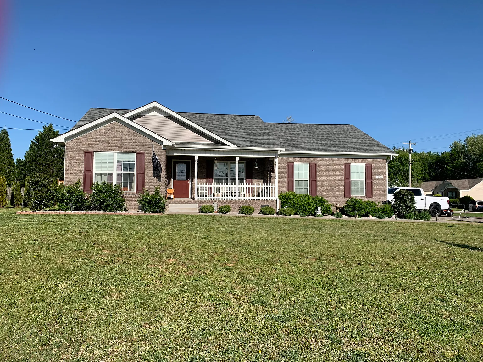 3 bed, 1450 sqft, $2,100 — Photo 3