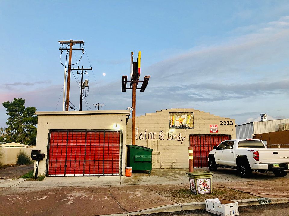 1st image of 2223 S 4th Ave